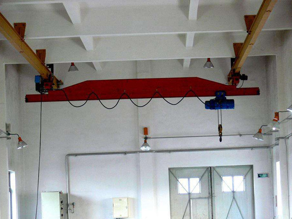 懸掛起重機
