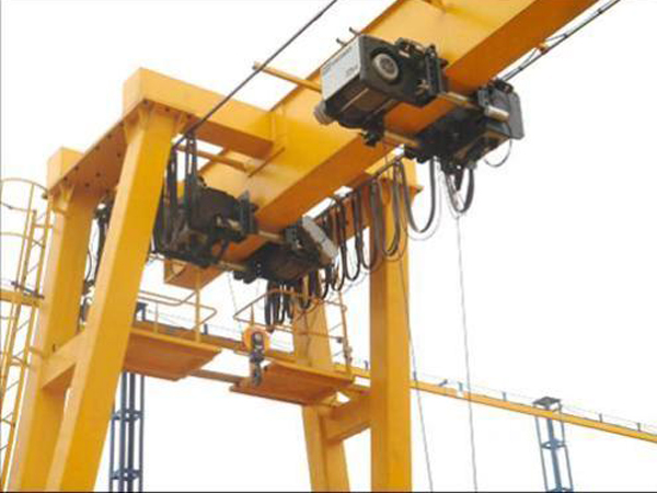 歐式門式起重機